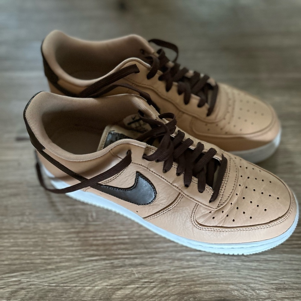 Nike Air Force 1 ‘07 Premium - Men’s 9